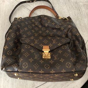 Louis Vuitton Metis Hobo